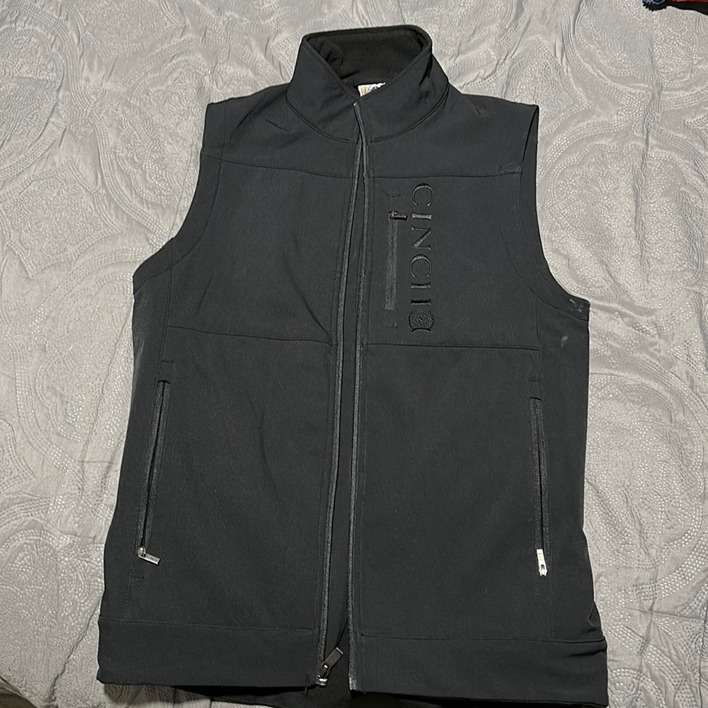 Cinch vest